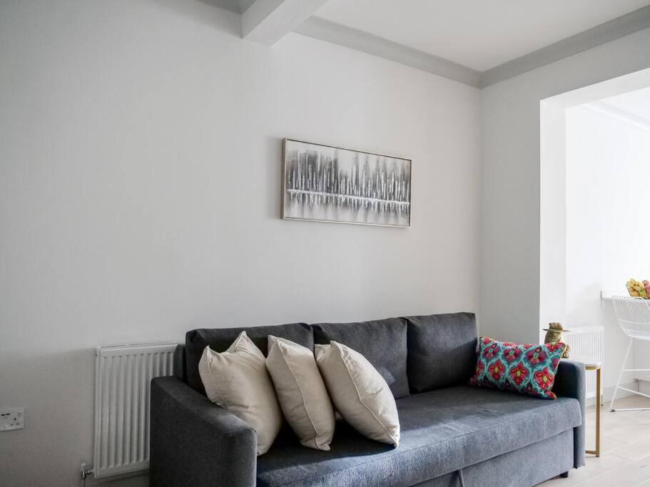 Appartamento Super Spacious 3 Bedroom And 3 Bathroom Londra